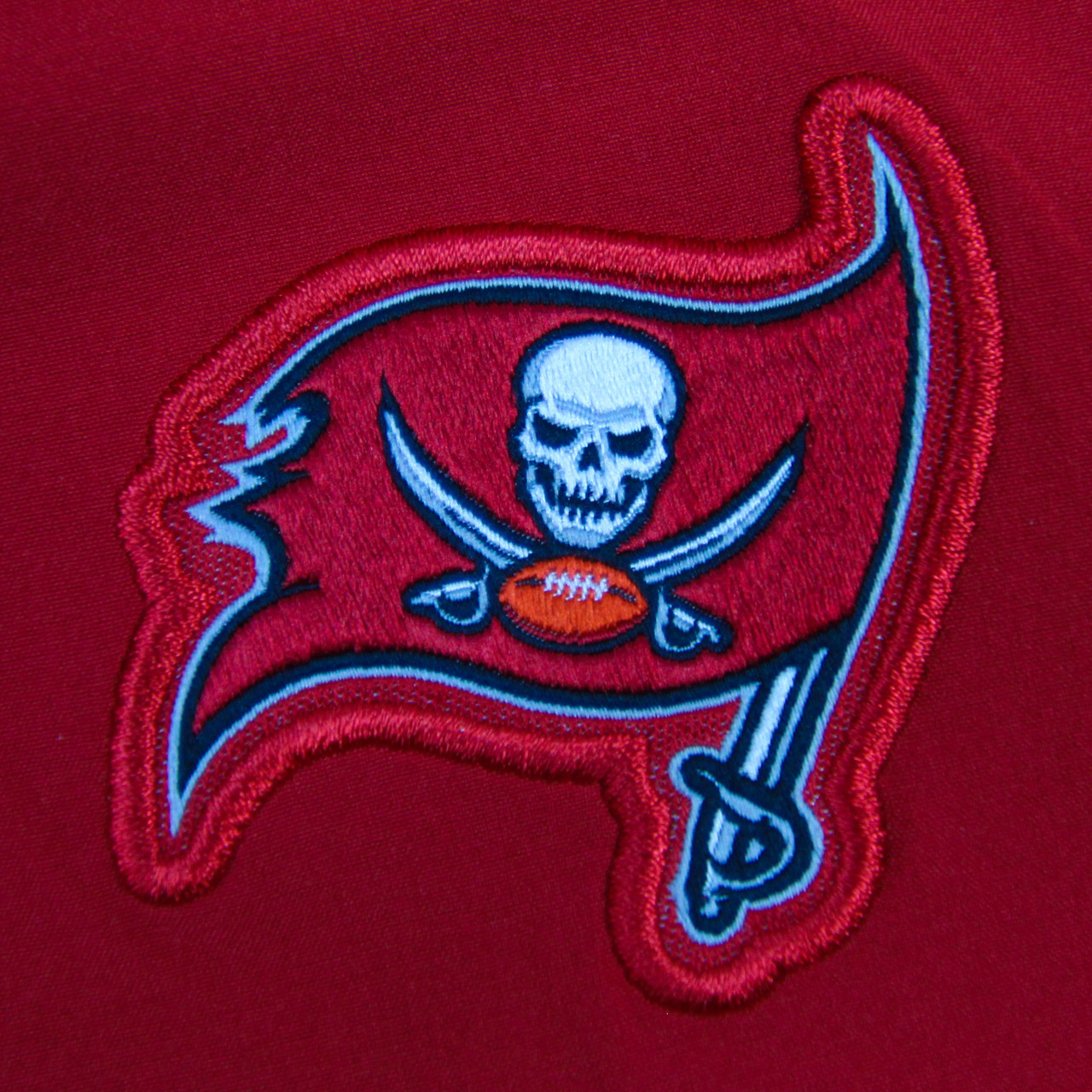 Tampa Bay Buccaneers Apparel | Clothing and Gear for Tampa Bay Buccaneers Fans
